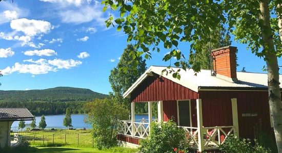 Our two beautiful and cosy cabins have nine beds